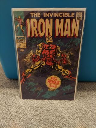 Iron Man 1 (may 1968,  Marvel) 1st Issue Of Iron Man Titled Series.  Origin Retold