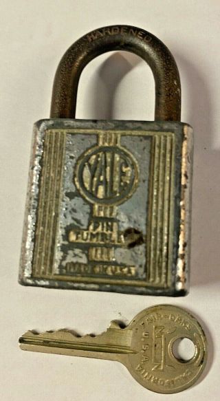 Vintage Yale Pin Tumbler Lock Padlock With Key