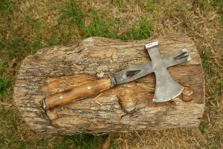 Vintage Hand Made Multi Tool Hatchet Hammer Nail Puller Pry Bar Tomahawk