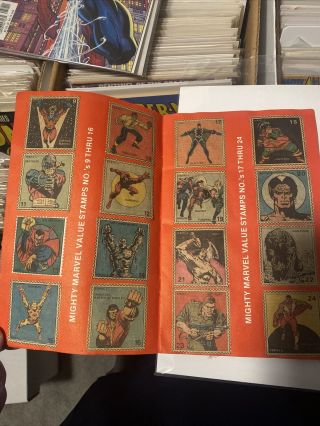 Marvel Value Stamp Book - Complete w/ bonus Galactus - Stan Lee 1974 - Spiderman - Thor 4
