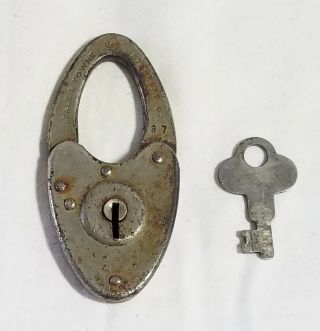 Vintage Y&t Yale & Towne Padlock With Key - - Oval Oblong Heart Shape - -