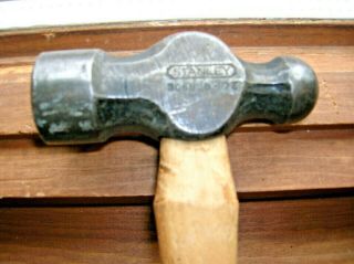 Vintage Stanley No,  3088 8 Oz.  Ball Peen Pien Hammer - Usa