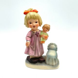 Vintage Royal Crown Girl With Doll Figurine 33/670 Porcelain