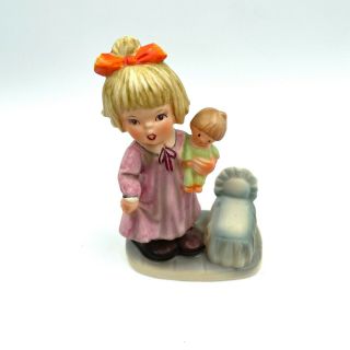 Vintage Royal Crown Girl with Doll Figurine 33/670 Porcelain 2