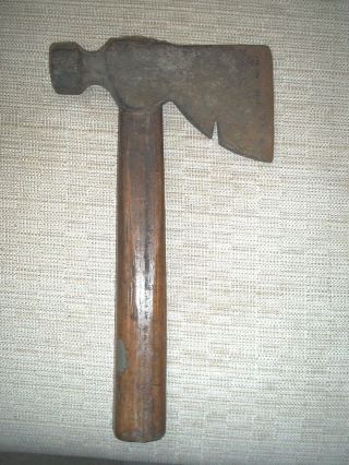 Old Vintage " Plumb " ? Carpenters Axe Hatchet Hammer Combo W/old Hardwood Handle