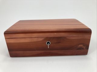 Lane Furniture Small Wood Chest Jewelry Box With Key 9 X 5 X 3 1/2 "