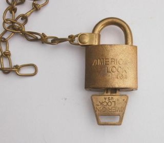 Vintage American Lock Company U.  S.  A.  SET U.  S.  Brass Padlock with Key Military 2