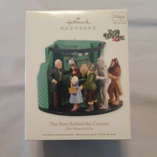 2012 Hallmark Keepsake Ornament - The Wizard Of Oz: The Man Behind The Curtain