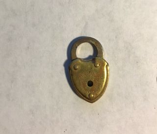Eagle Lock Co.  Vintage Heart - shaped Lock With Key 2