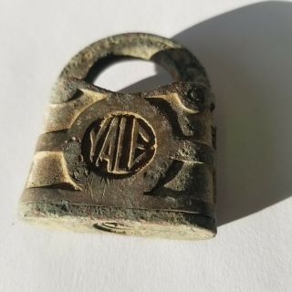vintage yale brass pad lock 2
