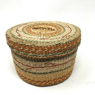 Vintage Sweet Grass Natural Woven Round Lidded Basket 6” Diameter X 3” Tall