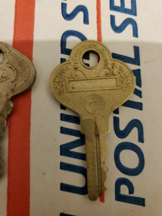 Vintage Hi test pad lock with 2 keys 2