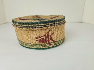 Vintage Woven Sweetgrass Basket With Lid Tight Woven Round Trinket Box w/Fish 3