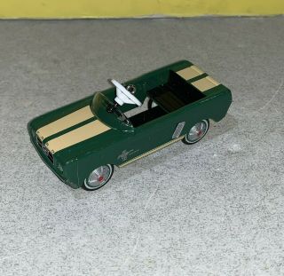 Hallmark Ornament Kiddie Car Classics 1965 Green Ford Mustang - Metal