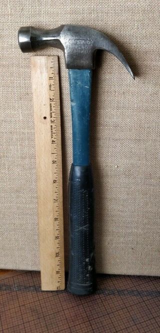 Vintage 16 Oz.  Stanley 52 - 416 Curved Claw Hammer With Rubber Grip Handle