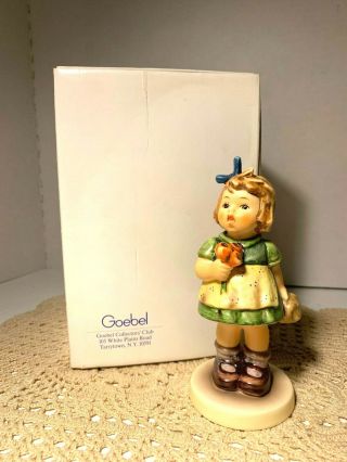 1981 Goebel Hummel Figurine 