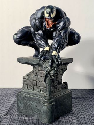 Bowen Designs Classic Venom Painted Statue