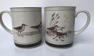Vtg 1981 Set Of 2 Mugs By Down East Crafts Seagull / Sandpiper Brown & Cream