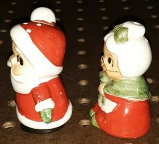 Vintage Santa Mrs Claus Salt and Pepper Shakers Lefton 2