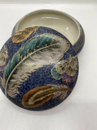 VINTAGE ASIAN CERAMIC TRINKET DISH W LID BLUE,  GOLD GREEN FEATHERS GOLD ACCENTS 3