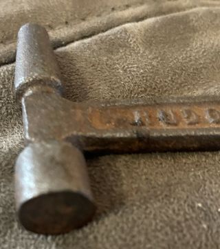 V284 Little Antique Iron Hammer RUDOR MFG.  N.  Y.  C.  Marked Handi Tool 3