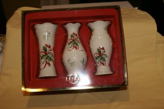 Nib Set Of 3 Lenox Holiday Christmas Bud Vases Candy Canes & Holly Design