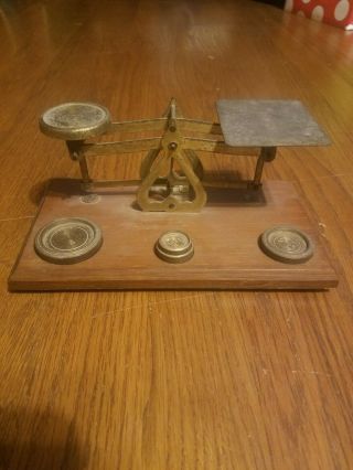 Vintage Balance Scale With 4 Weights Made In England Warranted Accurate