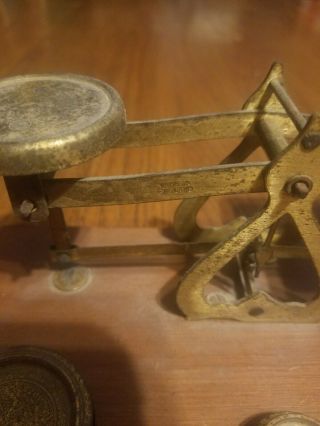 Vintage Balance Scale With 4 Weights Made in England Warranted Accurate 2