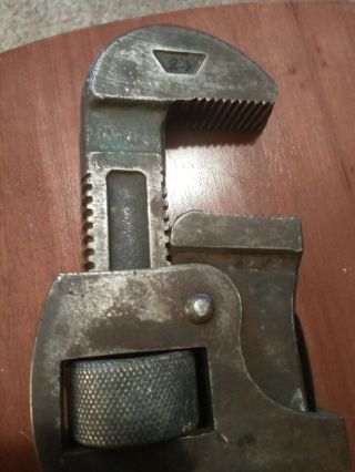 Vintage Trimo 24 " Pipe Wrench,  Trimont Mfg Co Roxbury,  Mass Usa