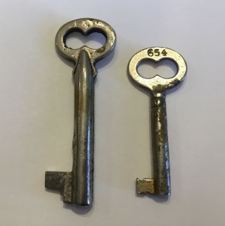 Vintage Antique 2 Keys Furniture Lock Skeleton Open Barrel Cabinet Door Keys