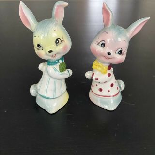 Rare Vintage Enesco Bunny Rabbit Salt & Pepper Shakers Kitschy Easter