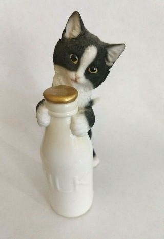 Hand Painted Country Artists Kitten With Milk Bottle 01383 - Cat Figurine
