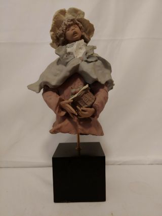 Lladro Limited Edition Sculpture " Maggie " By Enrique Sanisidro 25/300