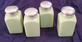 Vintage Green Milk Glass Salt & Pepper Sugar Flour Shakers Depression Jadeite 3