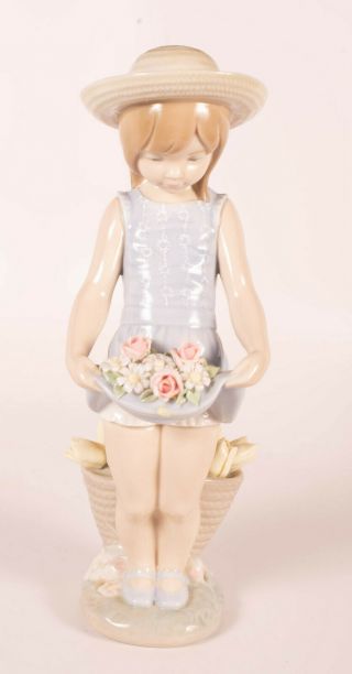 9 " Tall Llardo Girl With Flowers In Dress