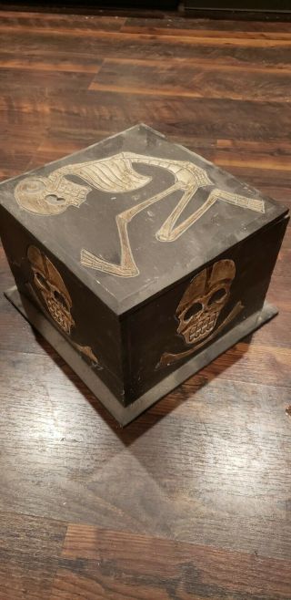 Large 1800s Haitian haunted voodoo ritual Dybbuk box 3