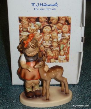 " Friends " Goebel Hummel Figurine 136/1 Tmk7 Girl With Fawn - With Box