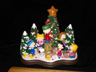 Danbury Peanuts Christmas Time Is Here Charlie Brown Snoopy Lights Figurine