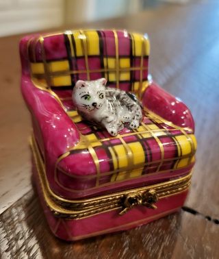 Vintage Limoges France Kitty Cat In Chair Numbered Limited Edition Porcelain Box