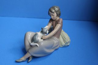 Nao By Lladro Seated Girl With Cat