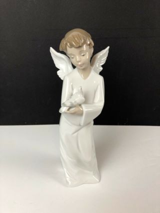 Nao Lladro Figurine “guardian Angel Holding Dove” 1996 Handmade Porcelain