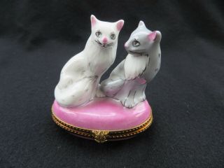 Limoges Signed France Peint Main - Two Cats On A Pink Trinket Box