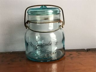 Vintage Atlas E - Z Seal Blue Pint Canning Jar With Bale And Glass Lid
