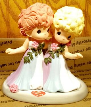 Precious Moments I Love Lucy Coll.  " Our Friendship Is Always In Tune " Figurine