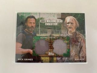The Walking Dead Dual Costume Relics Card Rick Grimes Walker 11/25
