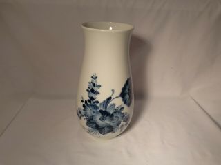 Royal Copenhagen Porcelain 45/4144 Hp Blue Flower 10 " Tall Vase