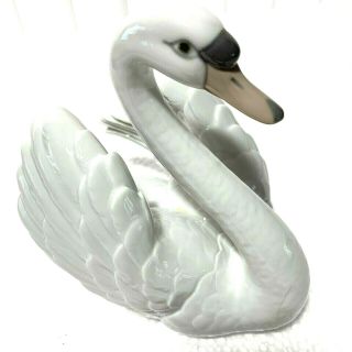 LLADRO White Swan With Wings Spread Porcelain Figurine 5231 Retired Aquatic Bird 2