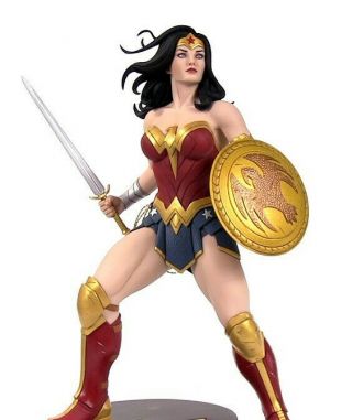 Dc Designer Series Wonder Woman Statue By Frank Cho
