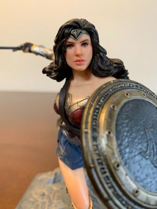 Wonder Woman Justice League Iron Studios 1/10 Statue Limited Edition