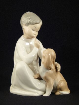 Lladro Boy With Dog Figurine 4522